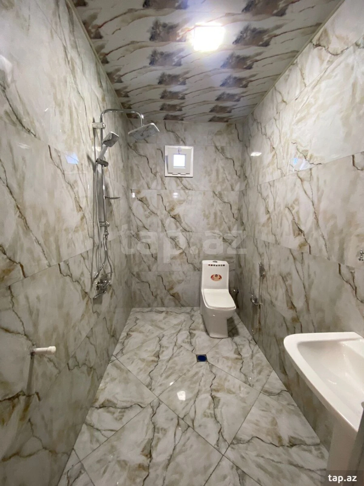 Satılır 4 otaqlı həyət evi 150 m²