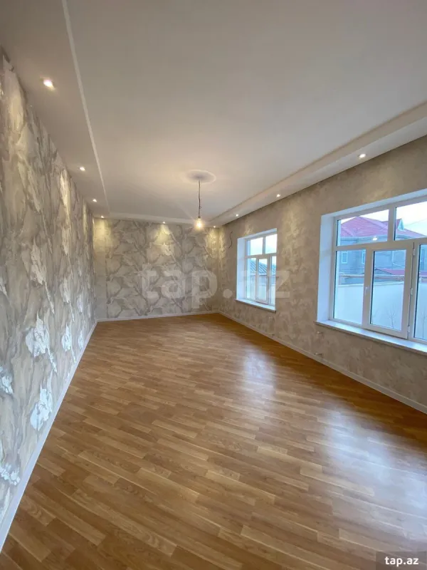 Satılır 4 otaqlı həyət evi 150 m²