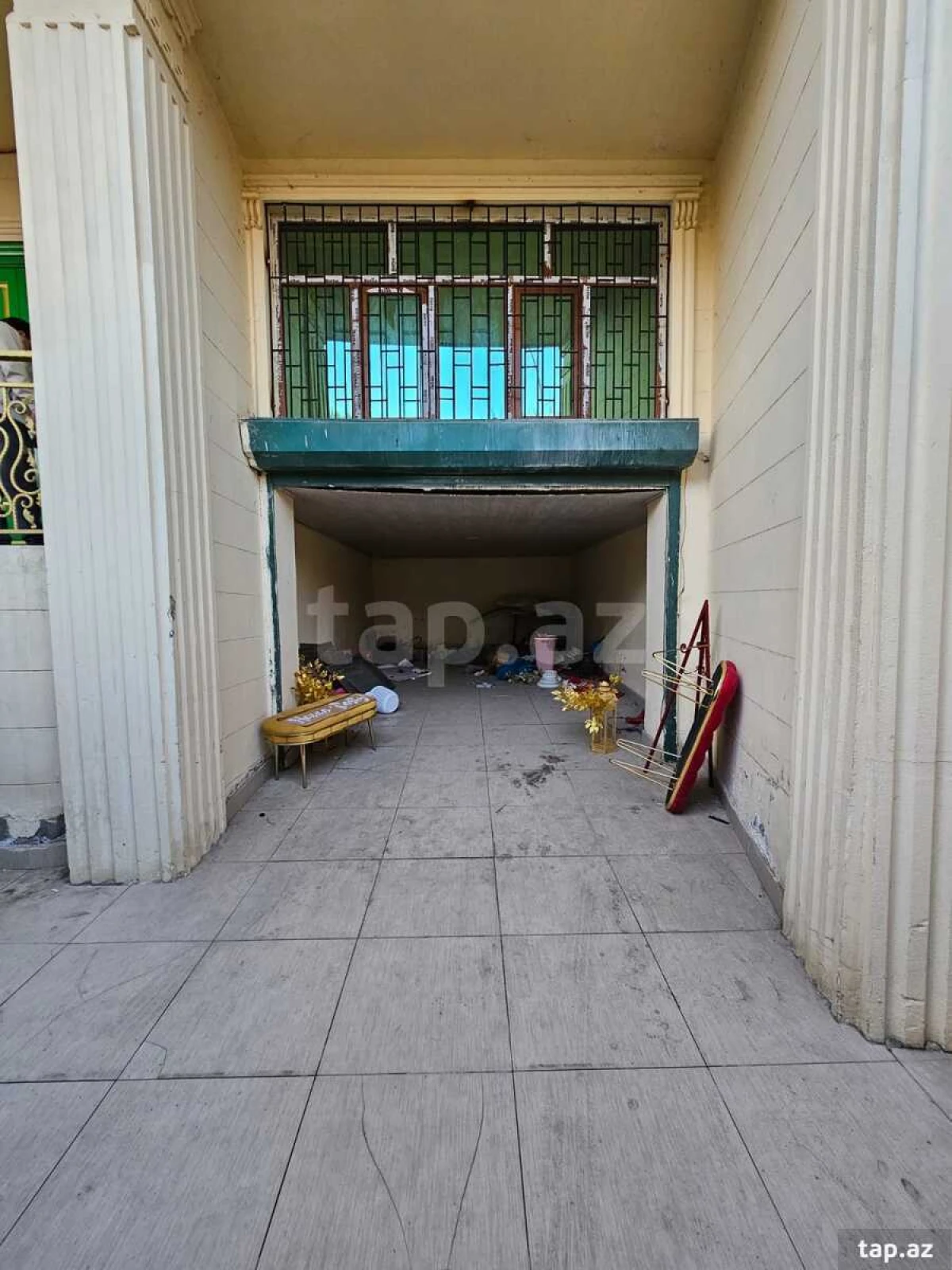 Satılır 6 otaqlı həyət evi