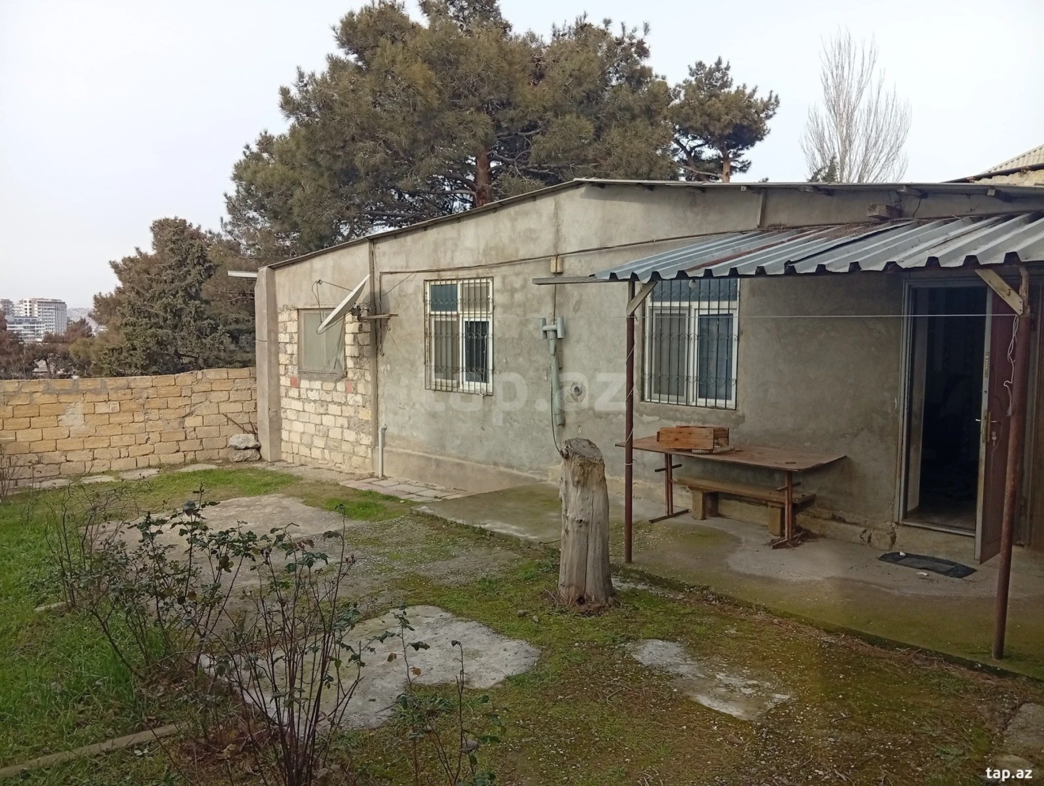 Kirayə verilir 3 otaqlı həyət evi