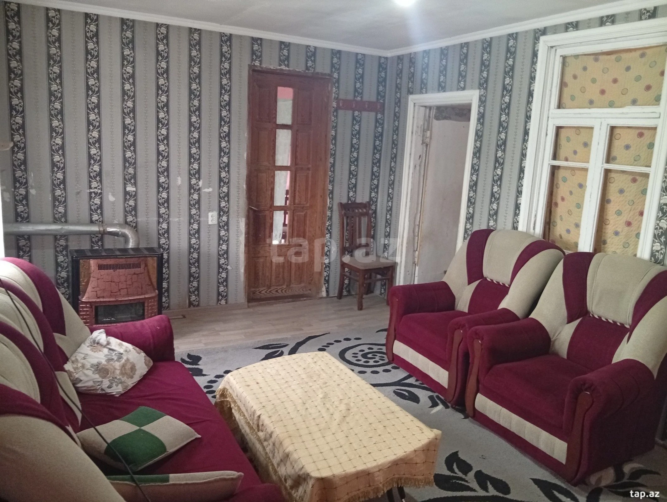 Kirayə verilir 3 otaqlı həyət evi