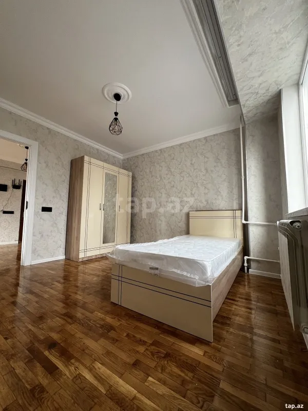 Kirayə verilir 5 otaqlı mənzil 100 m²