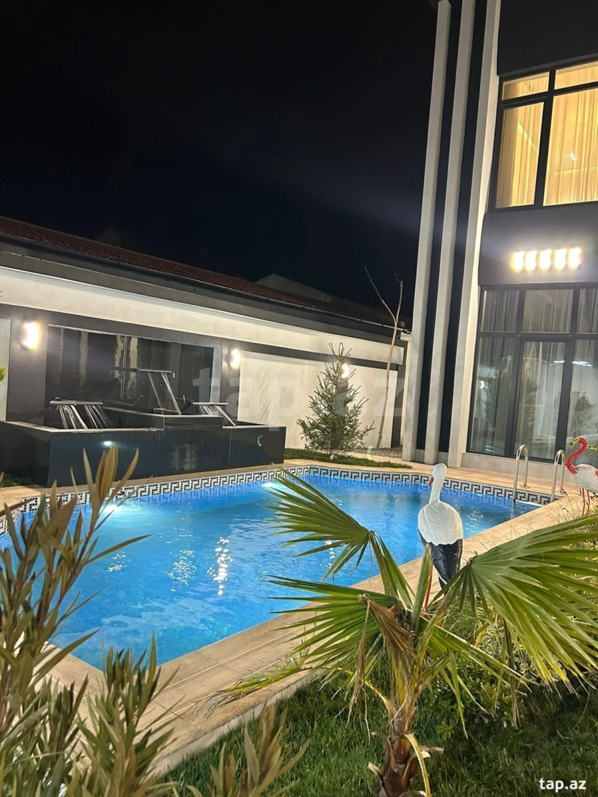 Satılır 5 otaqlı həyət evi