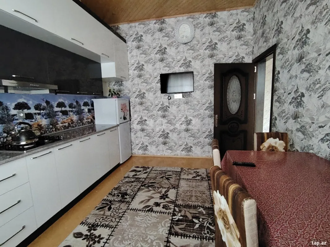 Kirayə verilir 4 otaqlı həyət evi 90 m²