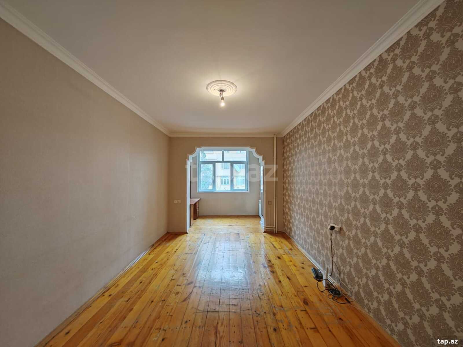 Satılır 2 otaqlı mənzil 60 m²