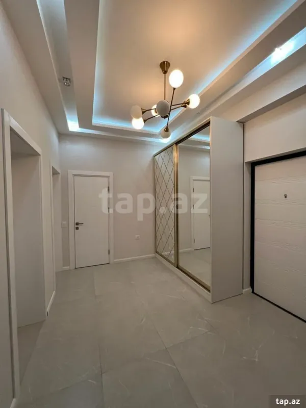 Kirayə verilir 2 otaqlı yeni tikili 96 m²