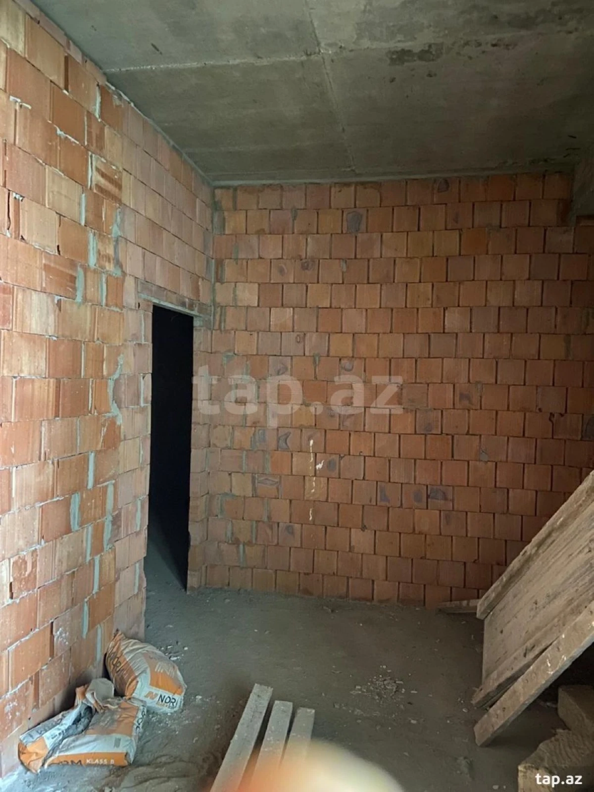 Satılır 2 otaqlı yeni tikili 47 m²