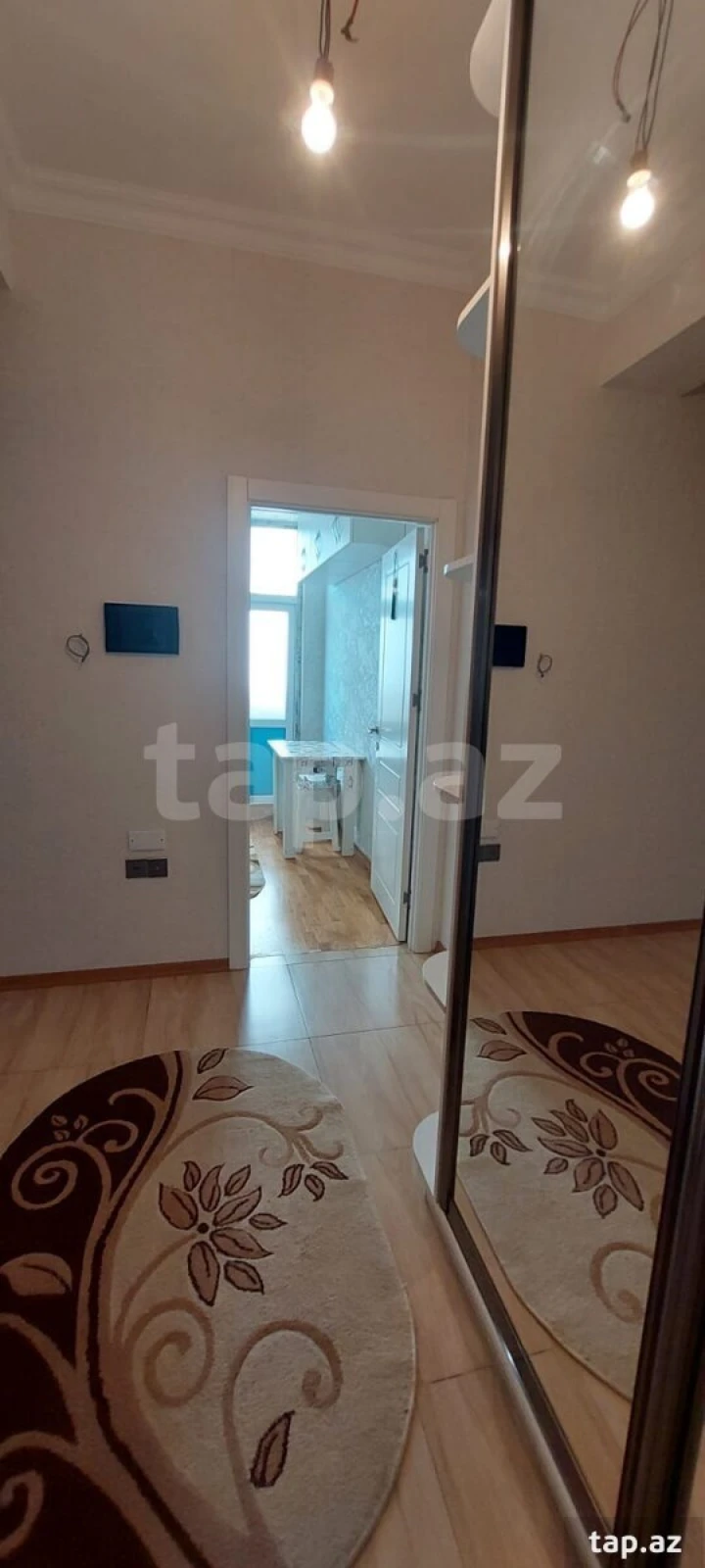 Kirayə verilir 2 otaqlı yeni tikili 62 m²