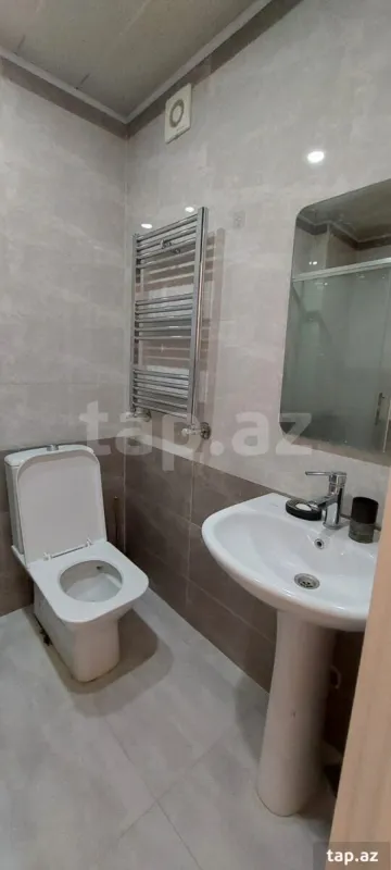 Kirayə verilir 2 otaqlı yeni tikili 62 m²