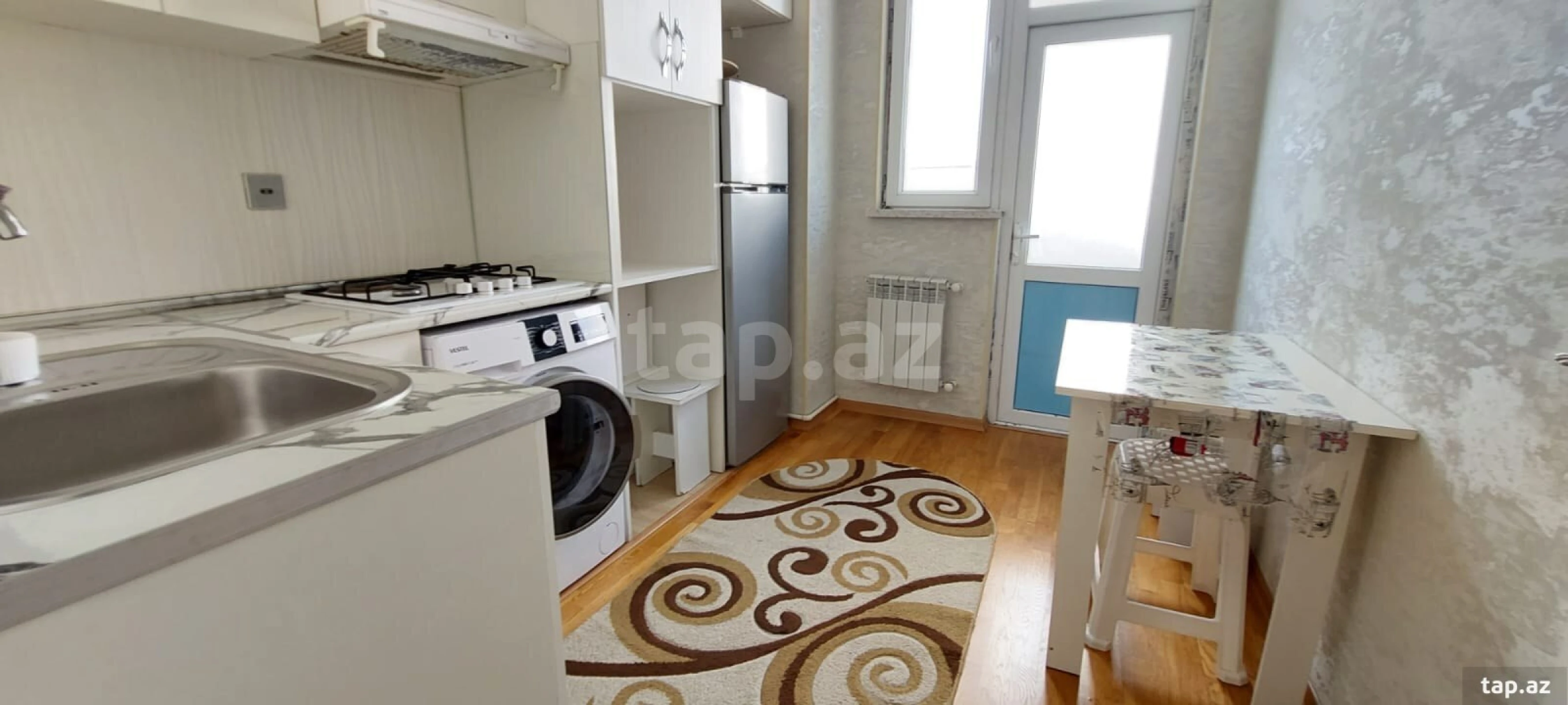 Kirayə verilir 2 otaqlı yeni tikili 62 m²