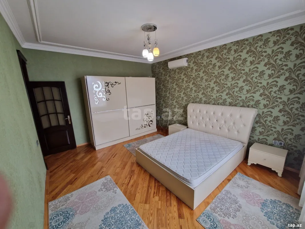 Kirayə verilir 6 otaqlı həyət evi 300 m²