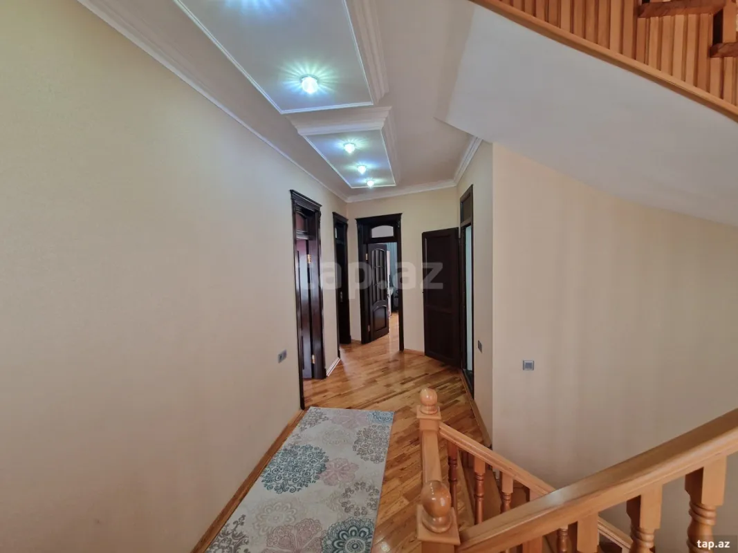 Kirayə verilir 6 otaqlı həyət evi 300 m²