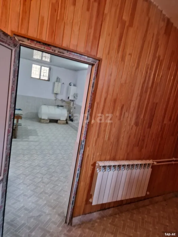 Kirayə verilir 6 otaqlı həyət evi 300 m²