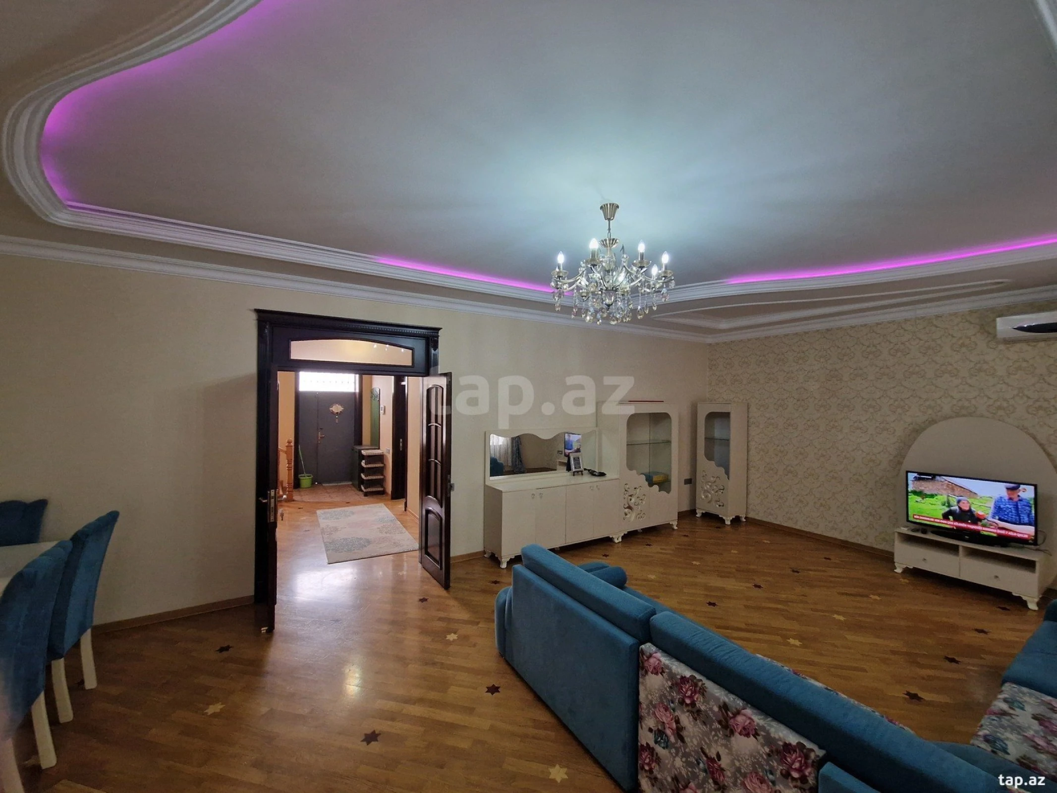 Kirayə verilir 6 otaqlı həyət evi 300 m²