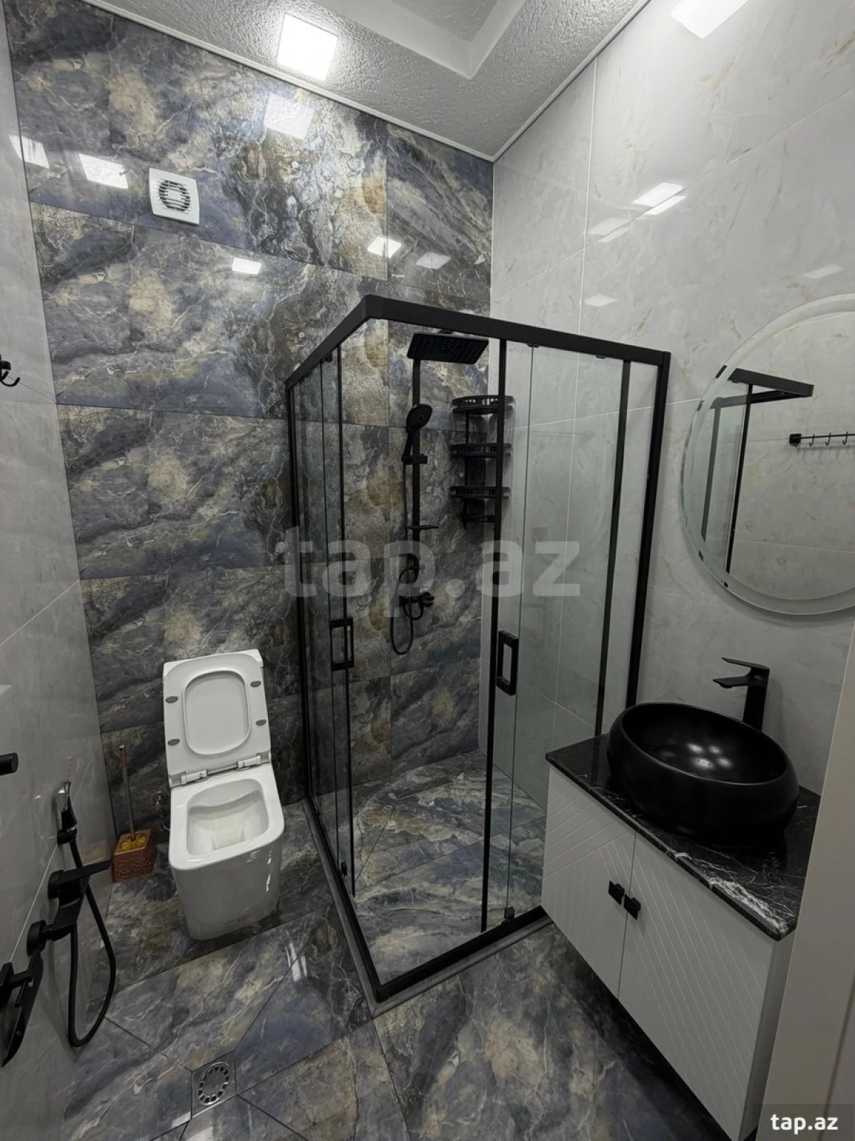 Kirayə verilir 3 otaqlı həyət evi