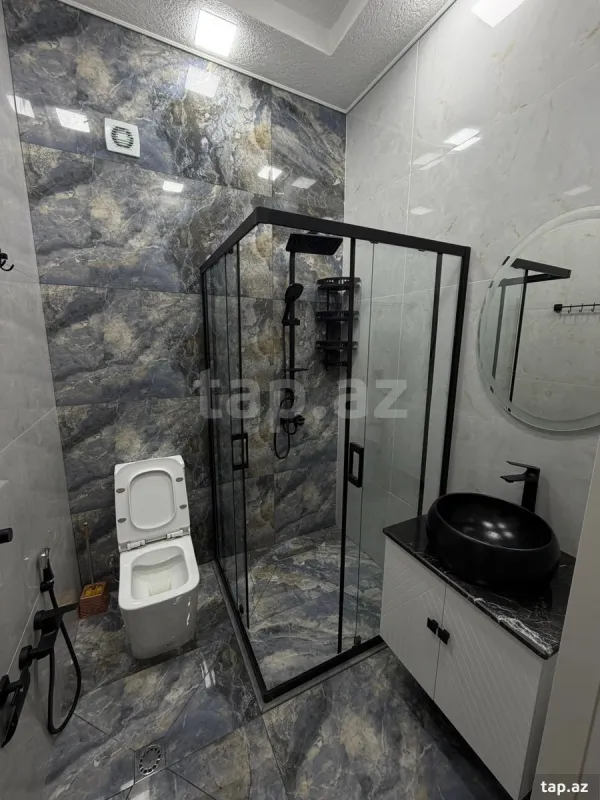 Kirayə verilir 3 otaqlı həyət evi