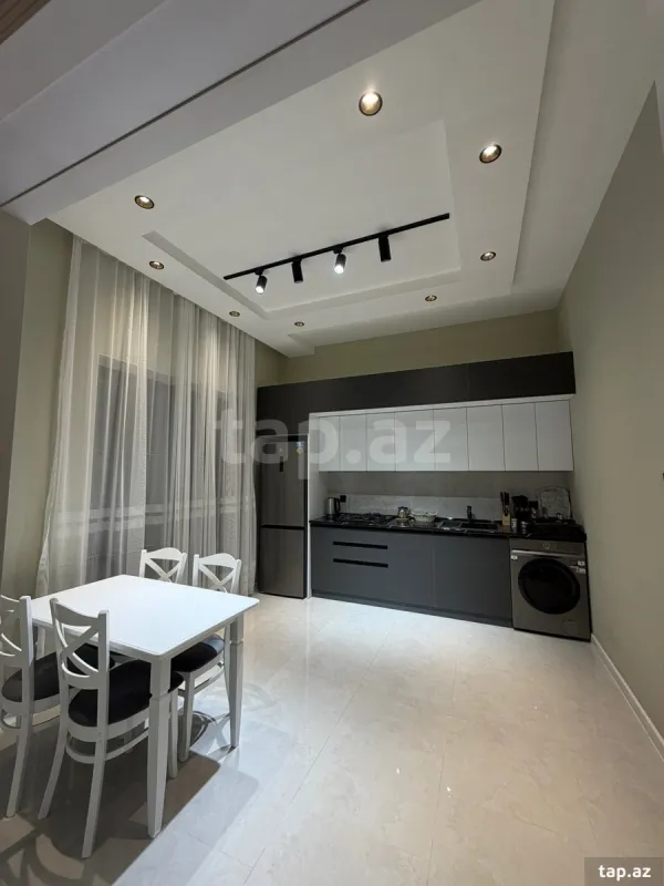 Kirayə verilir 3 otaqlı həyət evi