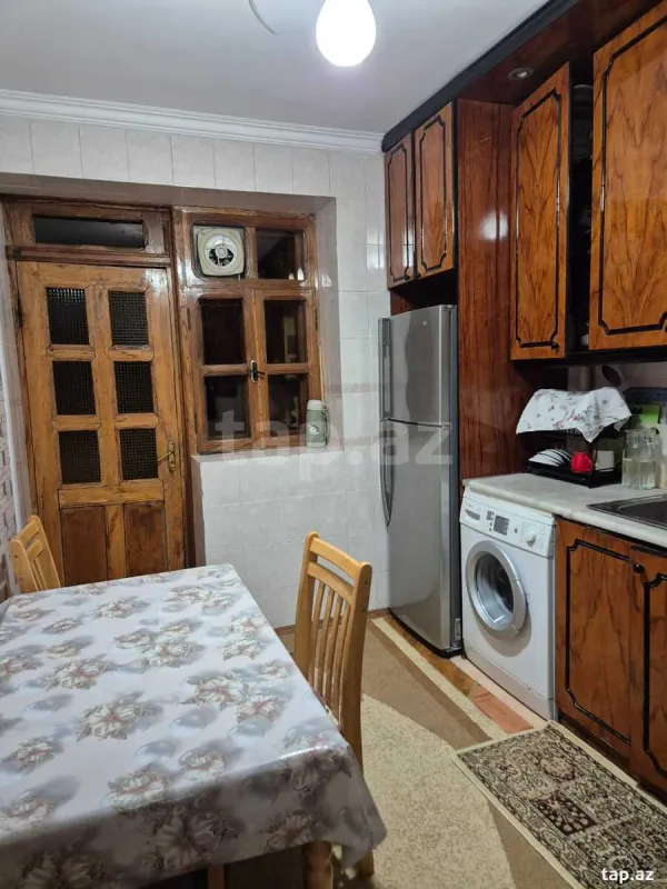 Satılır 3 otaqlı mənzil 90 m²