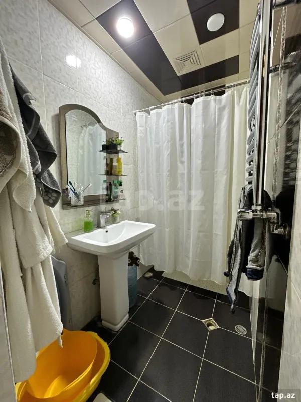 Satılır 2 otaqlı mənzil 55 m²