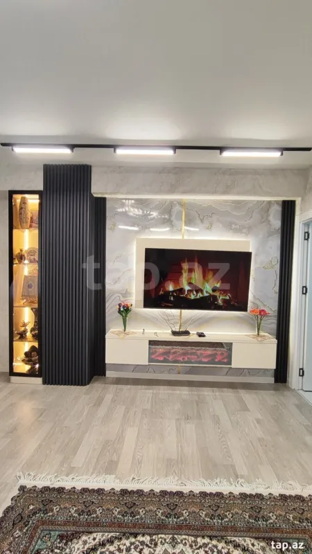 Satılır 3 otaqlı yeni tikili 82 m²