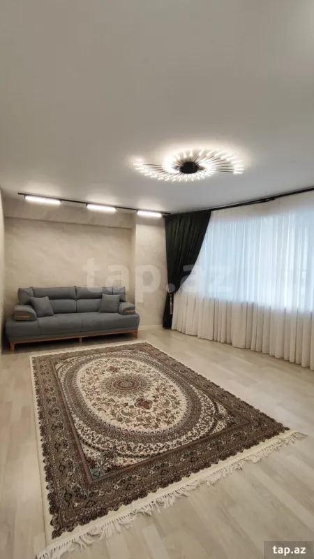 Satılır 3 otaqlı yeni tikili 82 m²