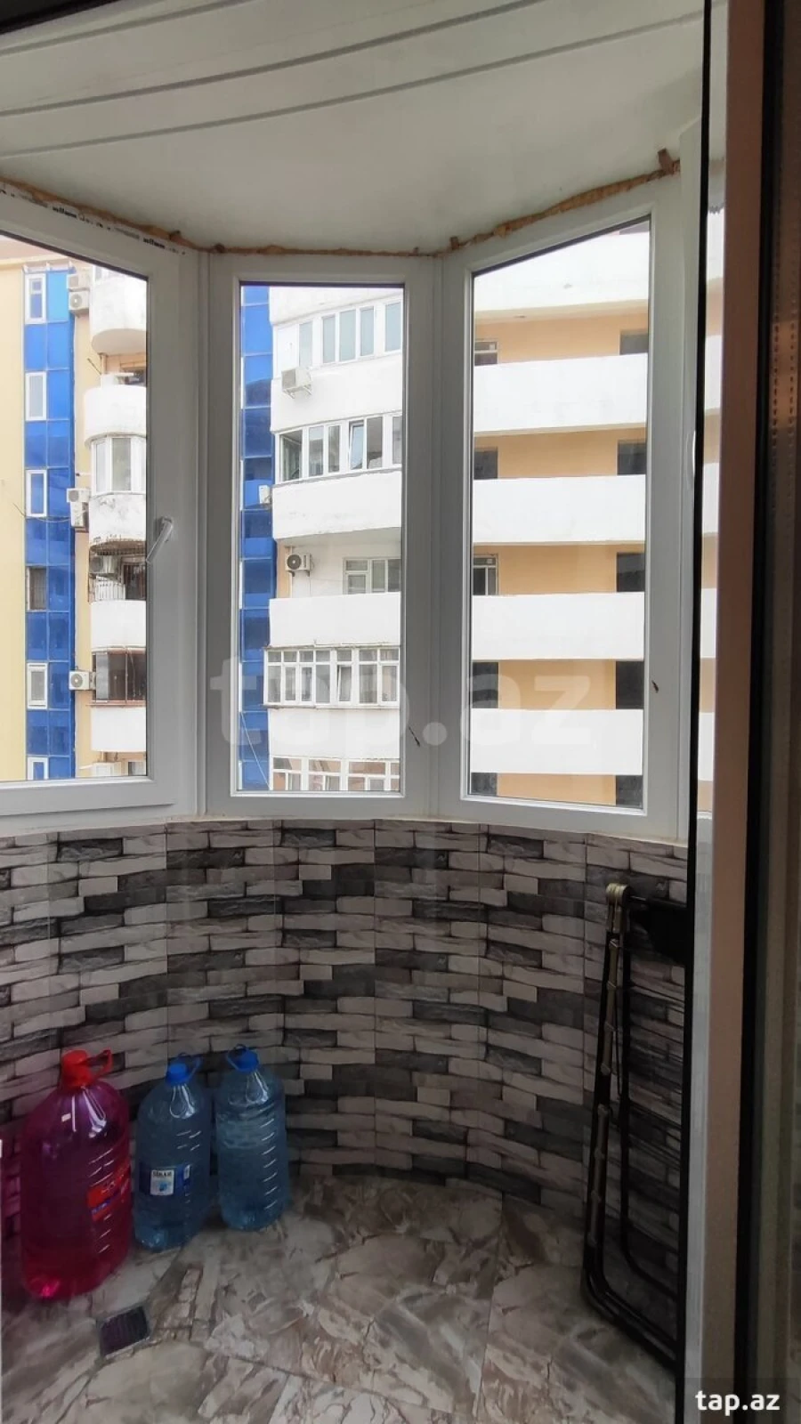 Satılır 3 otaqlı yeni tikili 82 m²