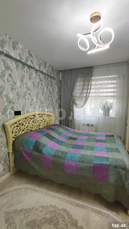 Satılır 3 otaqlı yeni tikili 82 m²