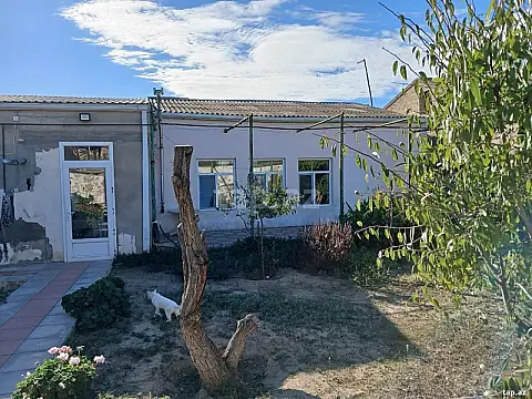 Satılır 3 otaqlı həyət evi — Bakı, Buzovna 3 otaq