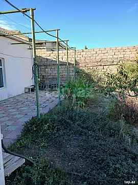 Satılır 3 otaqlı həyət evi