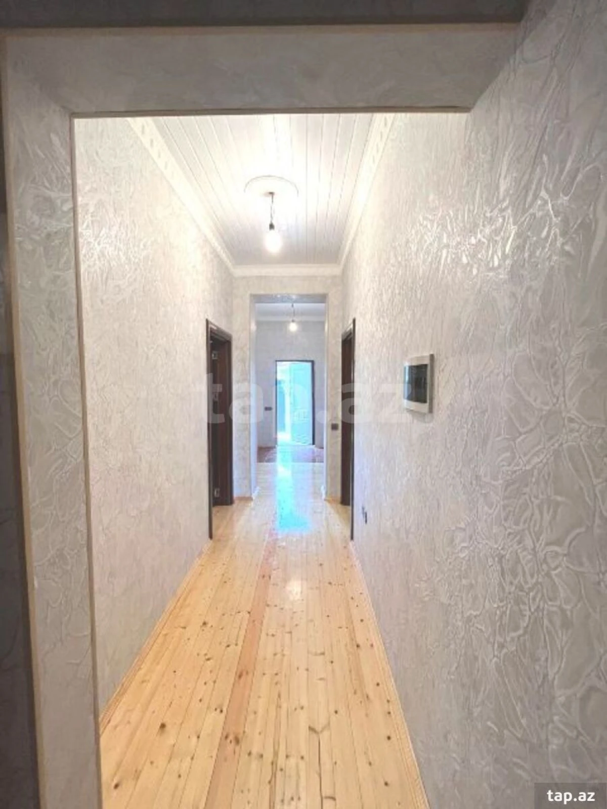 Satılır 4 otaqlı həyət evi