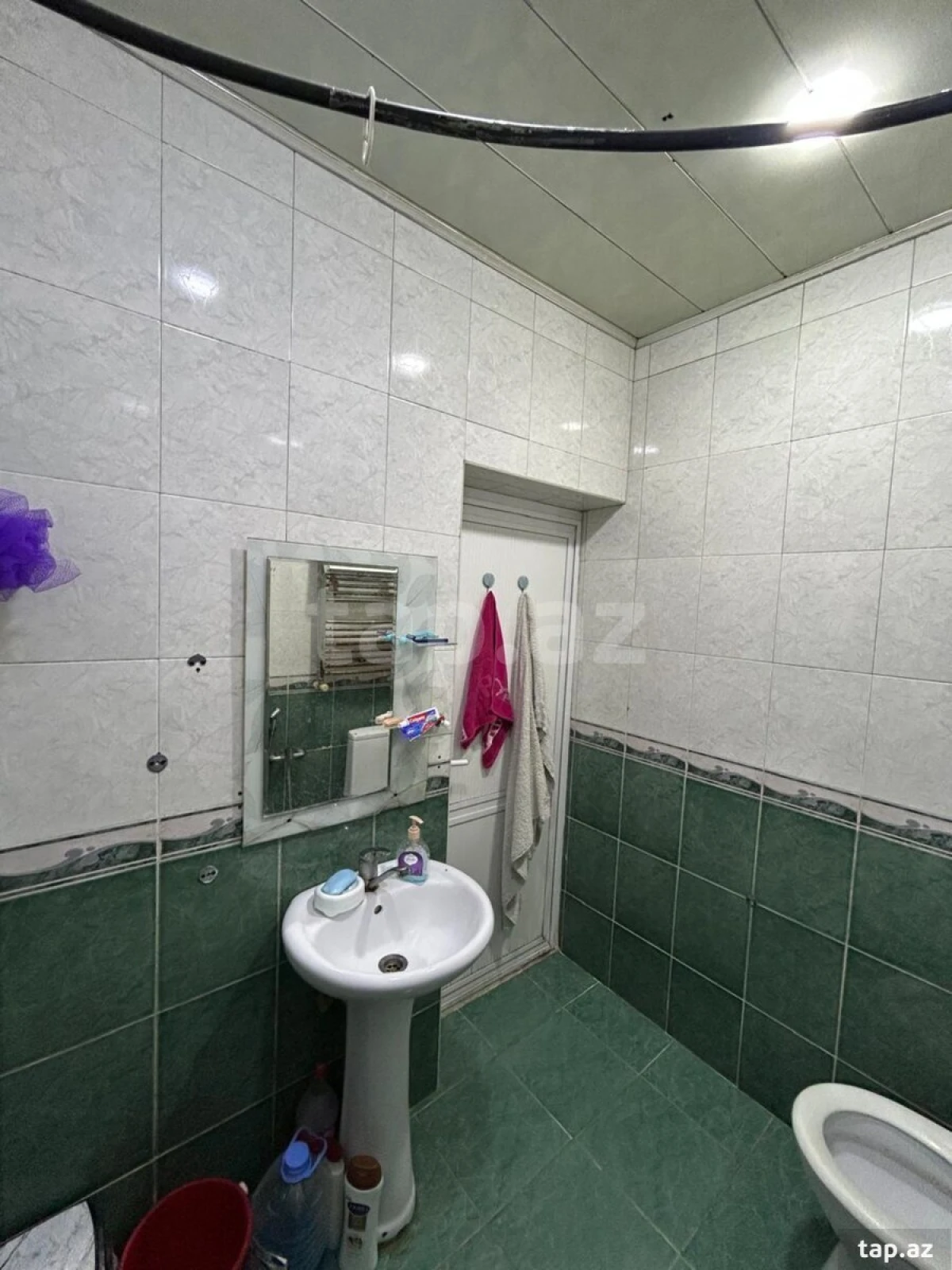 Kirayə verilir 4 otaqlı həyət evi