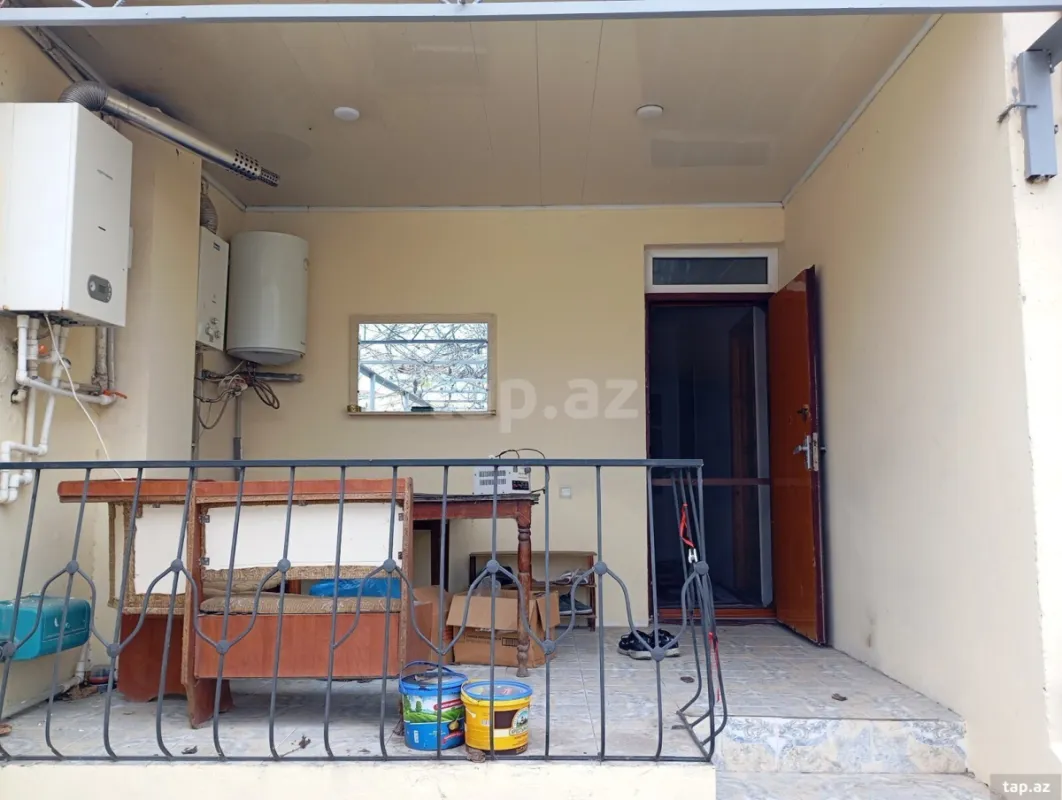 Kirayə verilir 4 otaqlı həyət evi