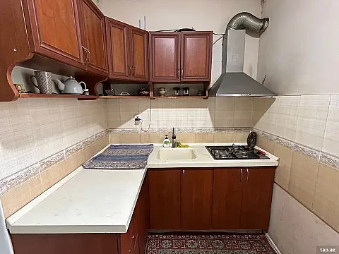 Kirayə verilir 4 otaqlı həyət evi