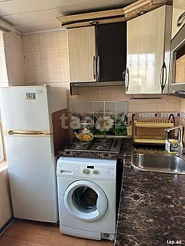 Kirayə verilir 2 otaqlı mənzil 50 m²