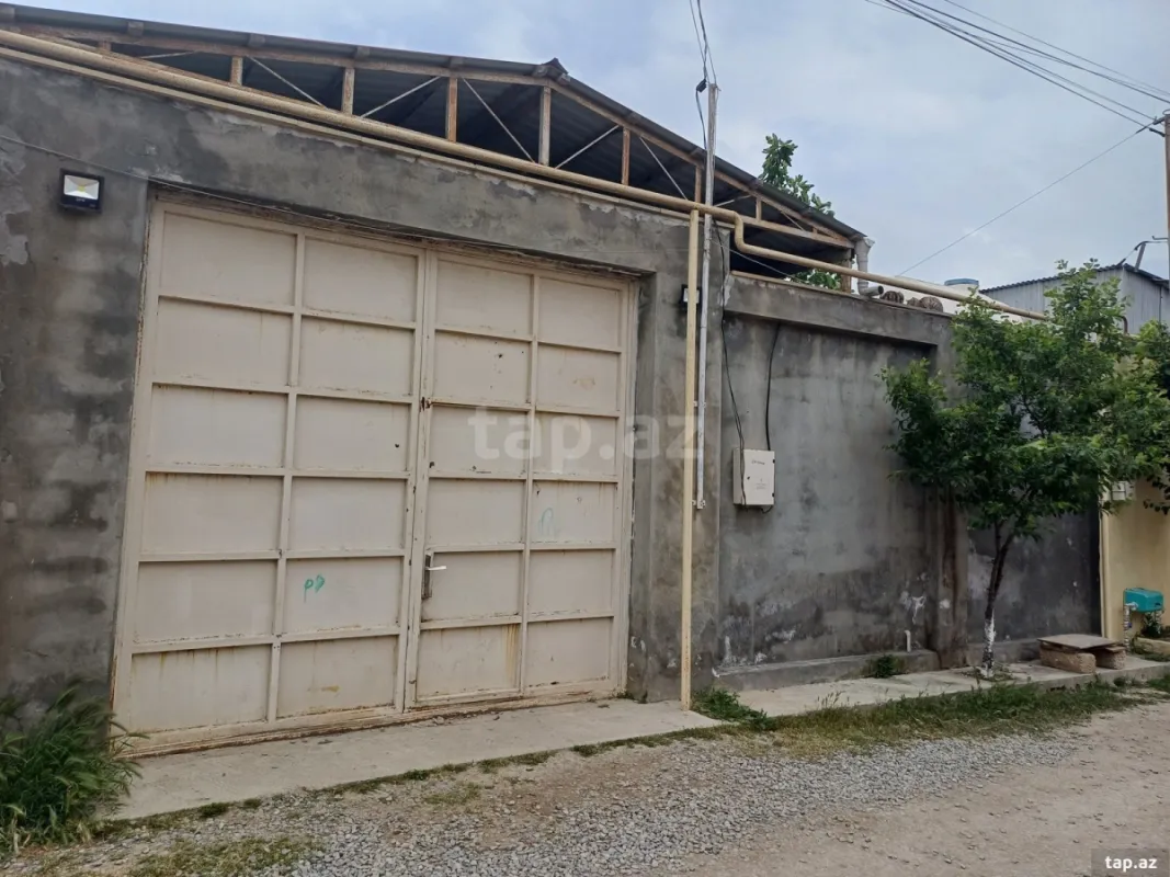 Satılır 2 otaqlı həyət evi