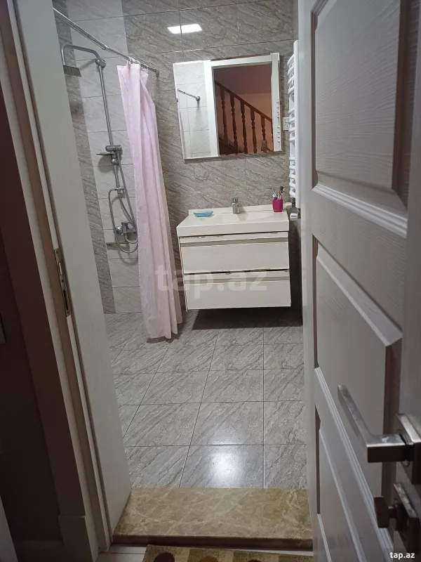 Satılır 2 otaqlı həyət evi