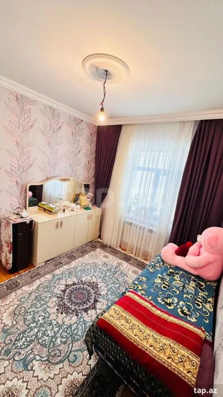 Satılır 3 otaqlı həyət evi