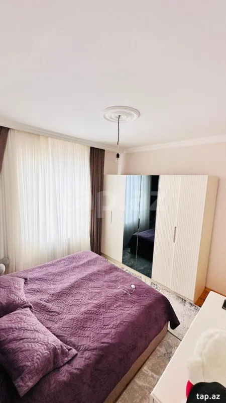 Satılır 3 otaqlı həyət evi