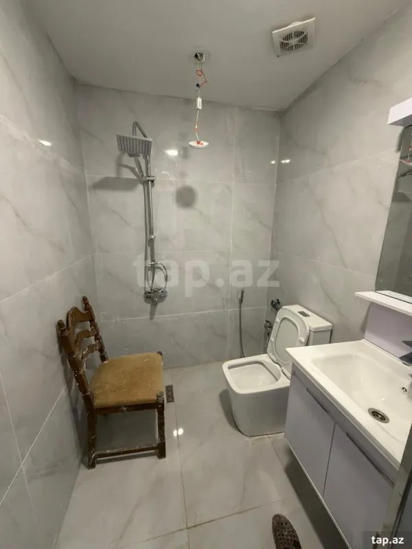 Kirayə verilir 2 otaqlı mənzil 55 m²