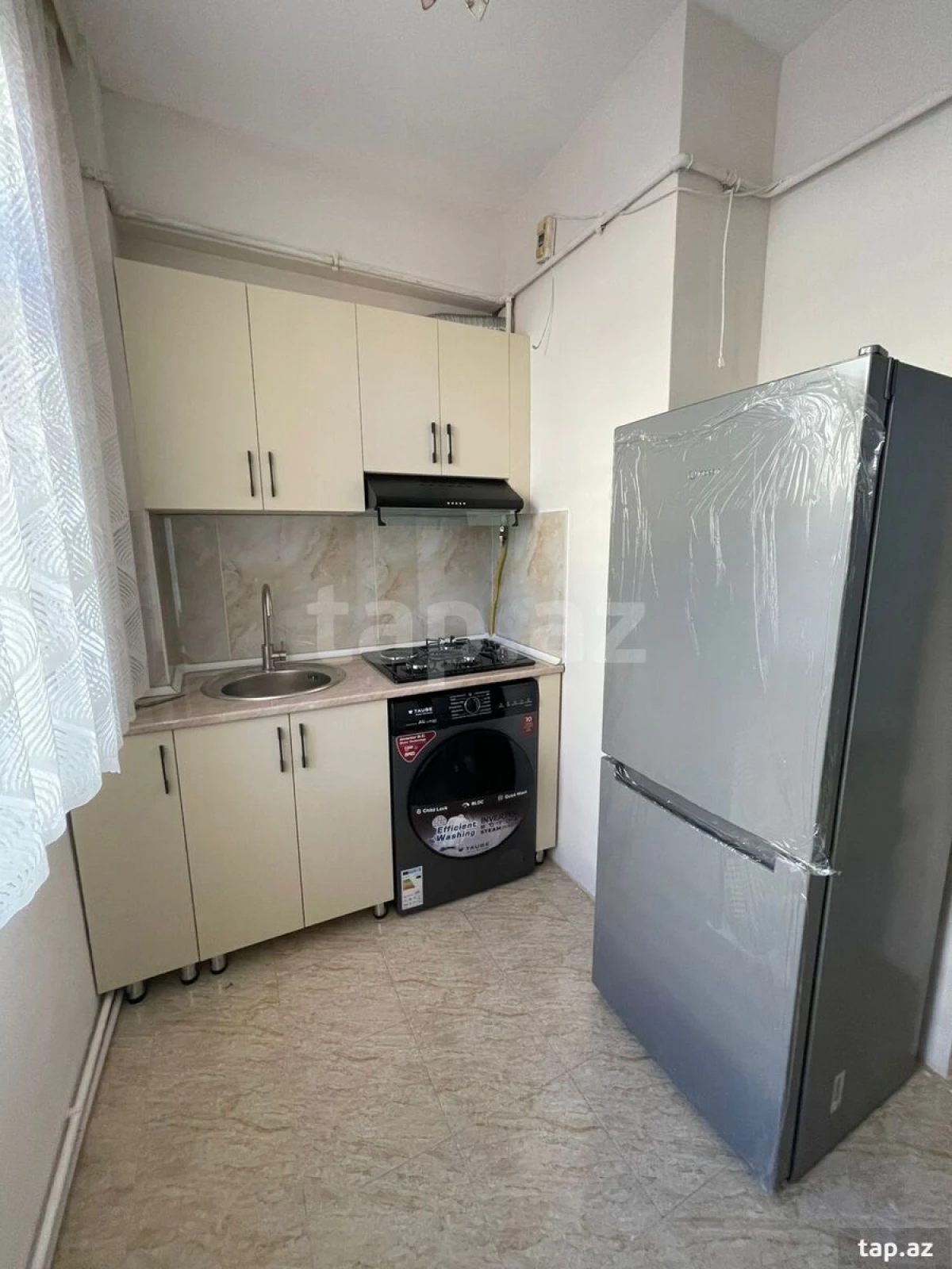 Kirayə verilir 2 otaqlı mənzil 60 m²