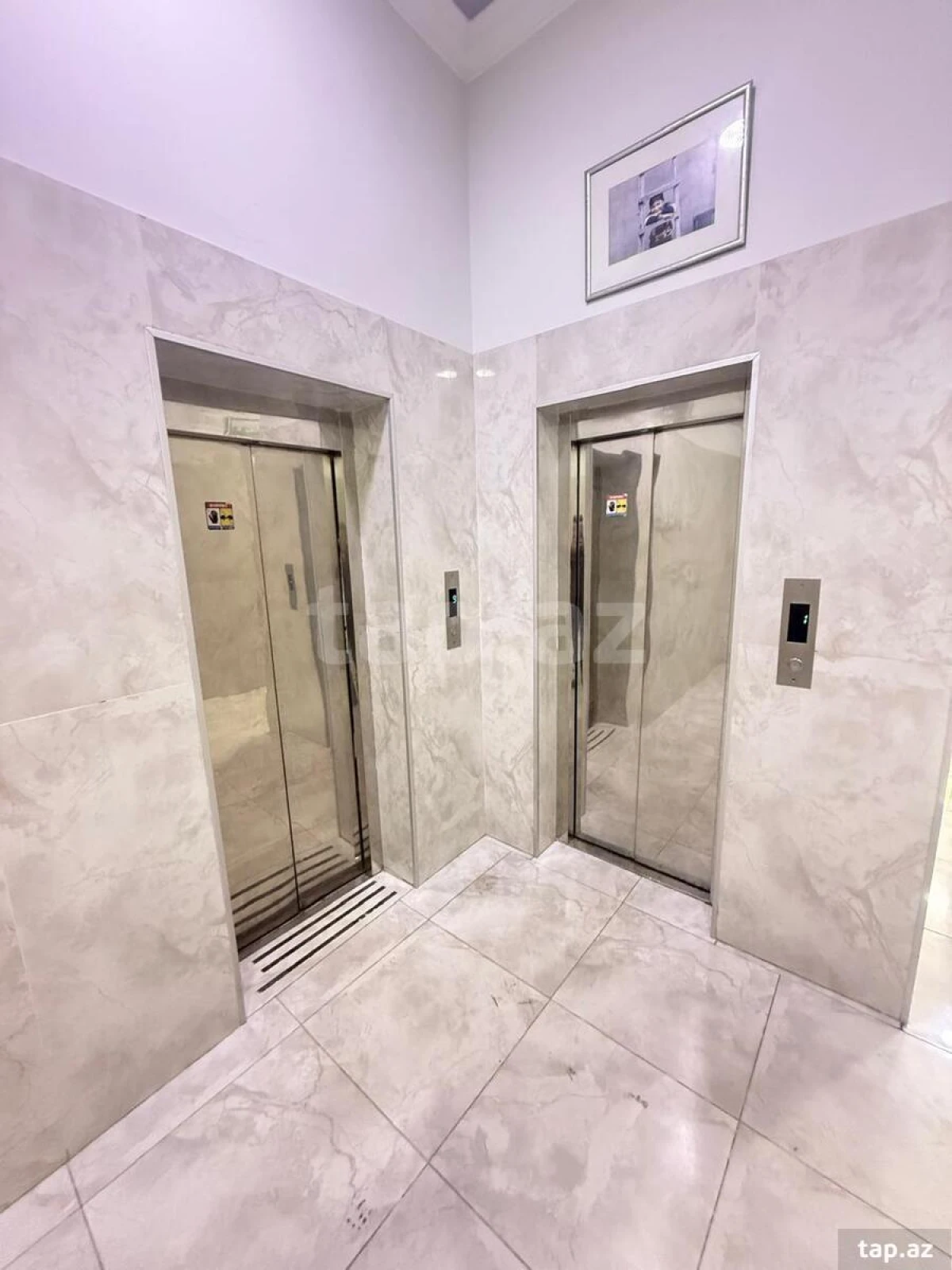 Kirayə verilir 2 otaqlı yeni tikili 70 m²