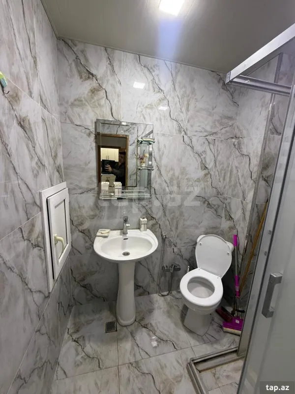 Kirayə verilir 2 otaqlı yeni tikili 70 m²