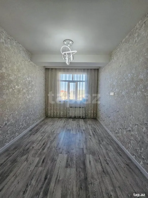 Satılır 3 otaqlı yeni tikili 83 m²