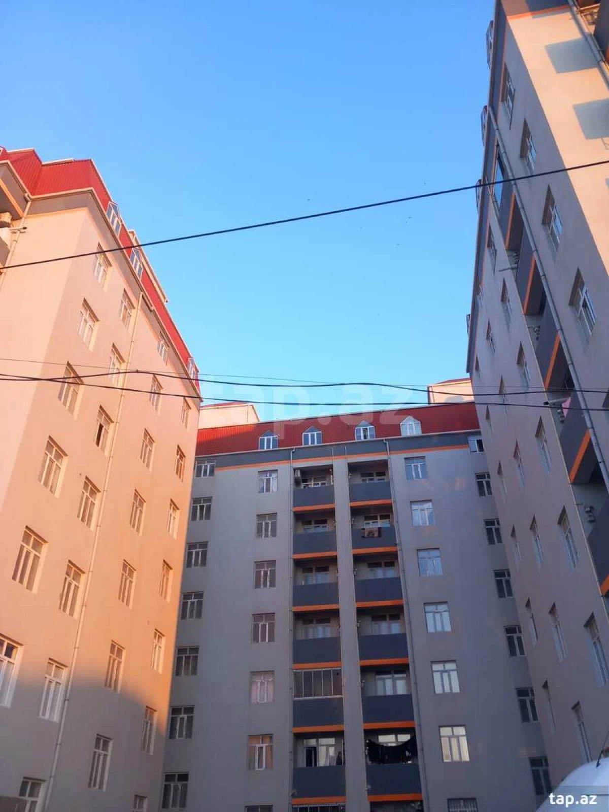 Satılır 3 otaqlı yeni tikili 83 m²