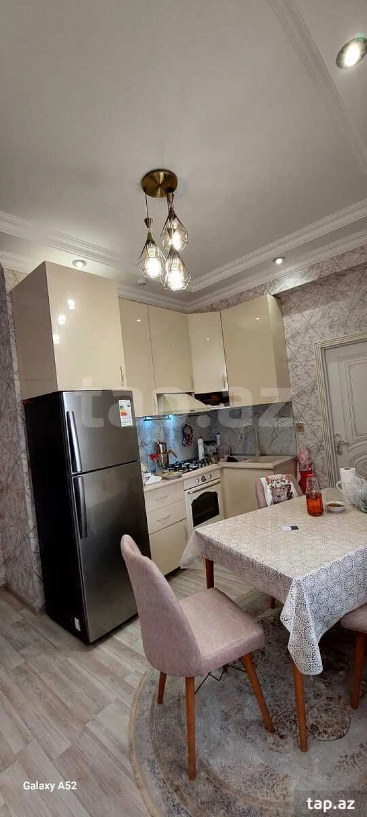 Kirayə verilir 3 otaqlı yeni tikili 110 m²