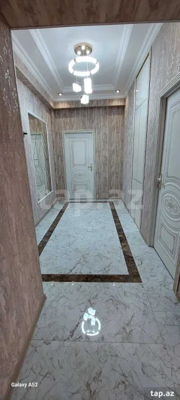 Kirayə verilir 3 otaqlı yeni tikili 110 m²
