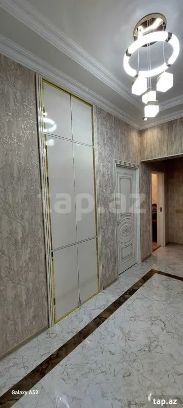 Kirayə verilir 3 otaqlı yeni tikili 110 m²