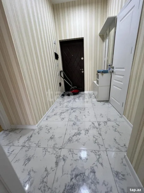 Kirayə verilir 2 otaqlı yeni tikili 60 m²