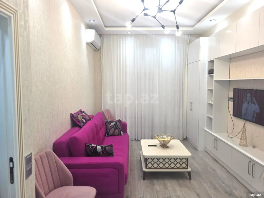 Kirayə verilir 2 otaqlı yeni tikili 50 m²