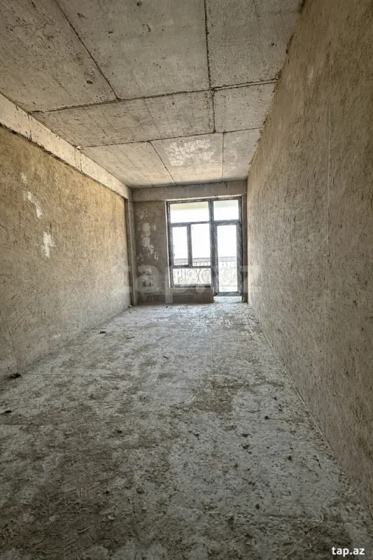 Satılır 3 otaqlı yeni tikili 125 m²
